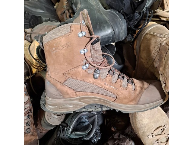 Partij diverse schoenen - afbeelding 13 van  13