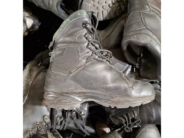 Partij diverse schoenen - afbeelding 2 van  13