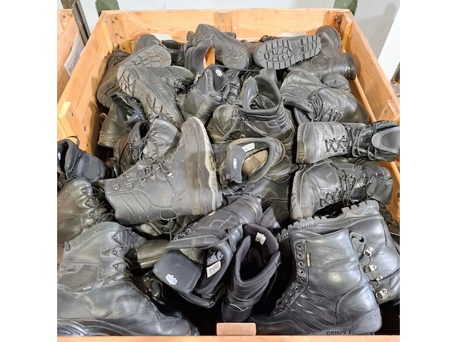 Partij diverse schoenen - afbeelding 14 van  14