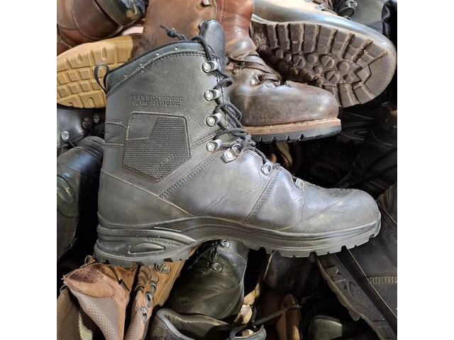 Partij diverse schoenen - afbeelding 5 van  9