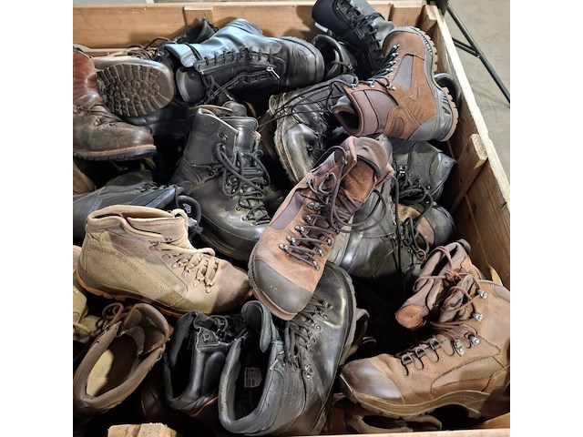 Partij diverse schoenen - afbeelding 6 van  9