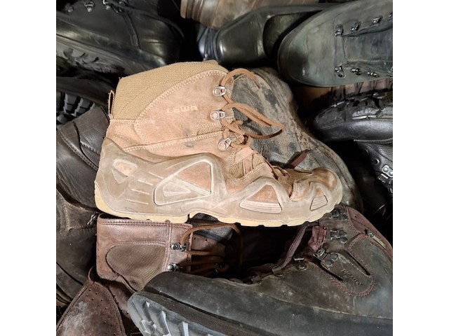 Partij diverse schoenen - afbeelding 13 van  15