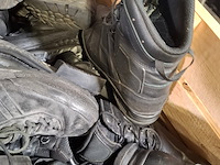 Partij diverse schoenen - afbeelding 2 van  14
