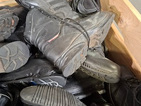 Partij diverse schoenen - afbeelding 3 van  14