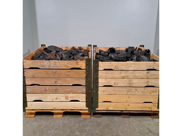 Partij diverse schoenen - afbeelding 1 van  14
