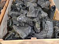 Partij diverse schoenen - afbeelding 7 van  14