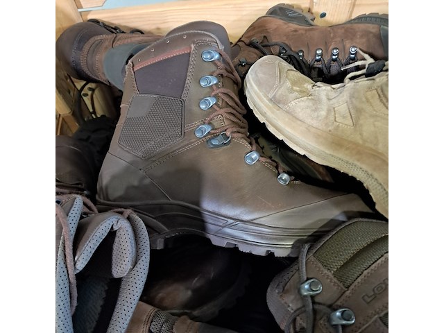 Partij diverse schoenen - afbeelding 4 van  13