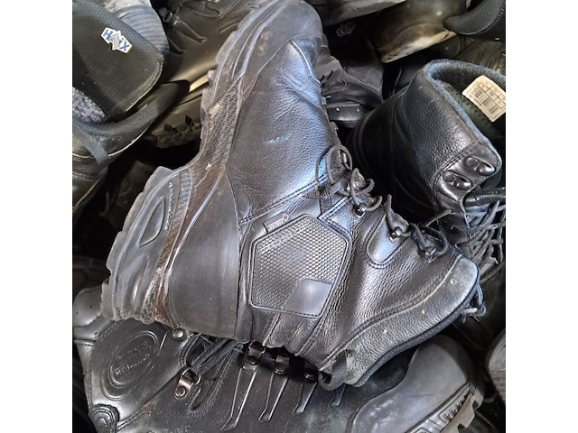 Partij diverse schoenen - afbeelding 8 van  13