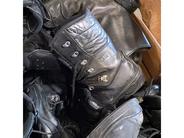 Partij diverse schoenen - afbeelding 9 van  13