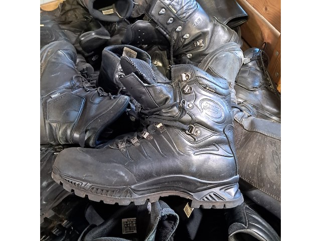 Partij diverse schoenen - afbeelding 12 van  13