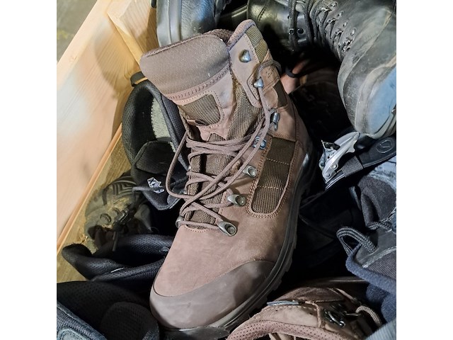 Partij diverse schoenen - afbeelding 9 van  13
