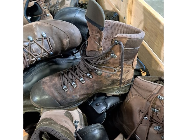Partij diverse schoenen - afbeelding 13 van  13