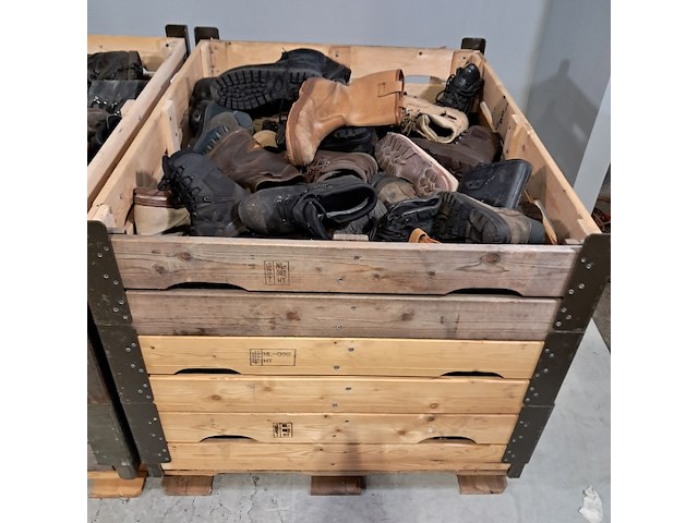 Partij diverse schoenen - afbeelding 4 van  11