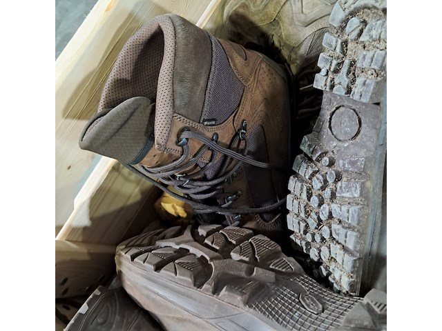 Partij diverse schoenen - afbeelding 10 van  11