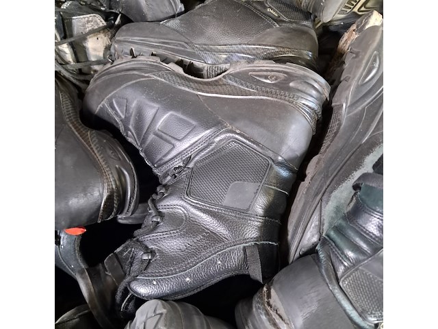 Partij diverse schoenen - afbeelding 5 van  8