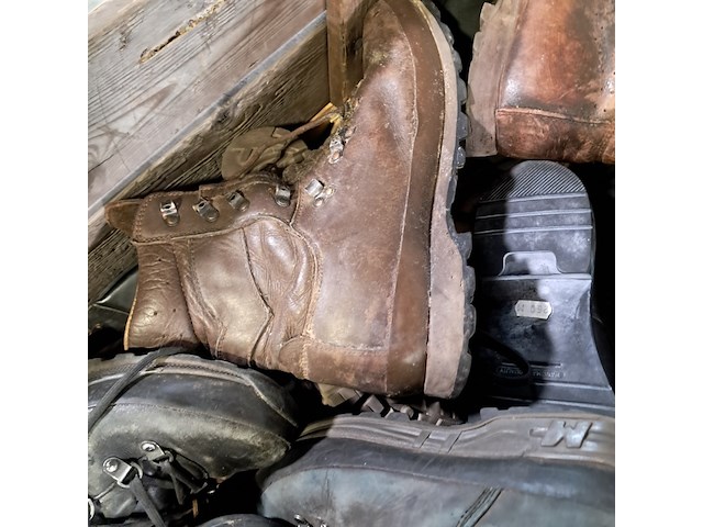 Partij diverse schoenen - afbeelding 2 van  12