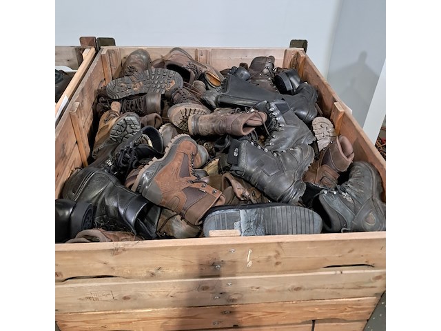 Partij diverse schoenen - afbeelding 6 van  12