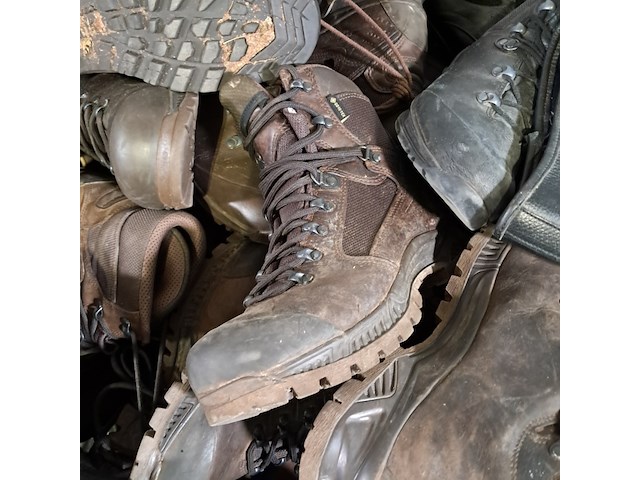 Partij diverse schoenen - afbeelding 10 van  12