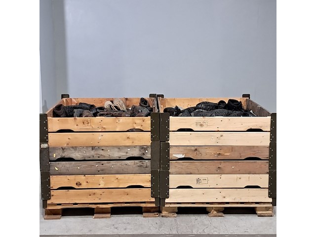 Partij diverse schoenen - afbeelding 1 van  13
