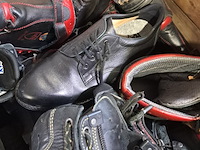 Partij diverse schoenen - afbeelding 4 van  14