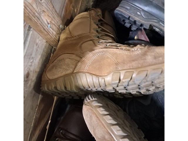 Partij diverse schoenen - afbeelding 10 van  14