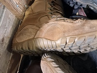 Partij diverse schoenen - afbeelding 10 van  14