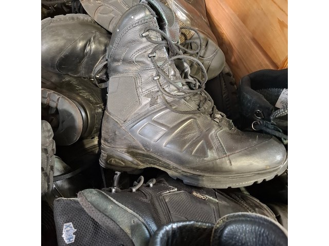Partij diverse schoenen - afbeelding 12 van  12
