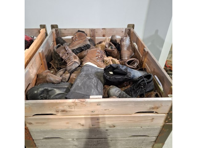 Partij diverse schoenen - afbeelding 7 van  13