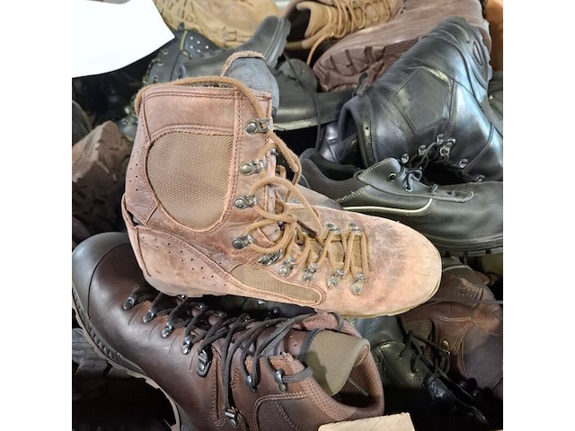 Partij diverse schoenen - afbeelding 13 van  13