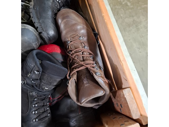 Partij diverse schoenen - afbeelding 8 van  13