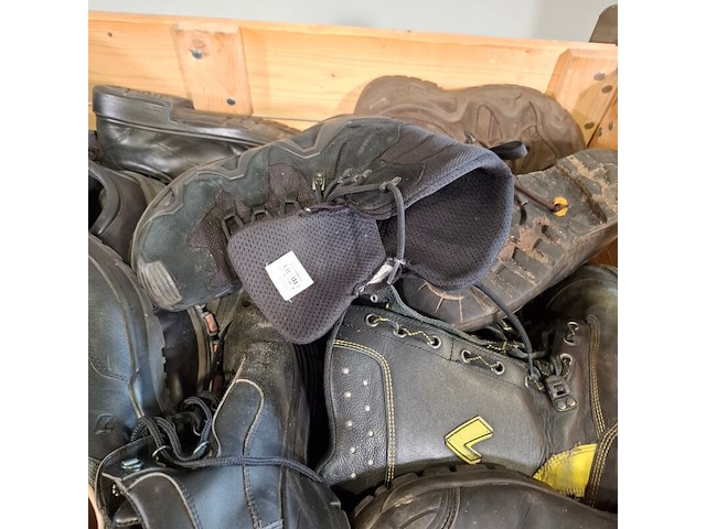 Partij diverse schoenen - afbeelding 11 van  13
