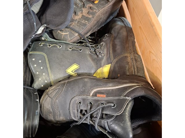 Partij diverse schoenen - afbeelding 12 van  13