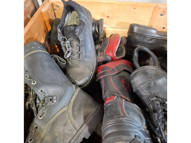 Partij diverse schoenen - afbeelding 13 van  13