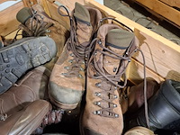 Partij diverse schoenen - afbeelding 11 van  14