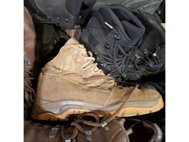 Partij diverse schoenen - afbeelding 12 van  12
