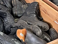Partij diverse schoenen - afbeelding 9 van  12