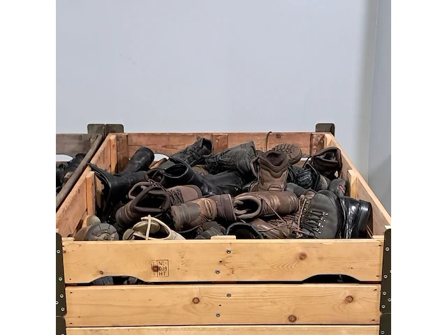 Partij diverse schoenen - afbeelding 11 van  13