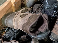 Partij diverse schoenen - afbeelding 7 van  20