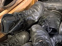 Partij diverse schoenen - afbeelding 19 van  20