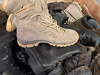Partij diverse schoenen - afbeelding 2 van  12