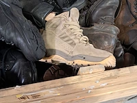 Partij diverse schoenen - afbeelding 6 van  12