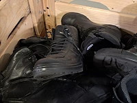 Partij diverse schoenen - afbeelding 2 van  19