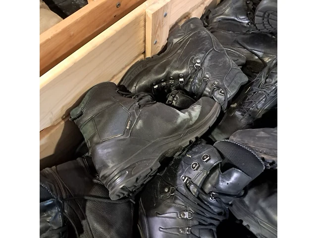 Partij diverse schoenen - afbeelding 16 van  19