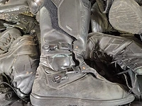 Partij diverse schoenen - afbeelding 2 van  13