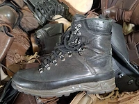 Partij diverse schoenen - afbeelding 9 van  13