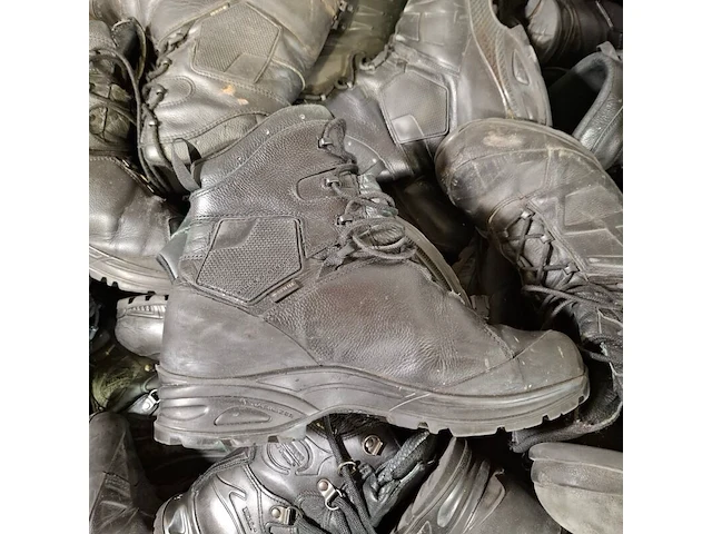 Partij diverse schoenen - afbeelding 13 van  13