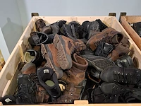 Partij diverse schoenen - afbeelding 8 van  14