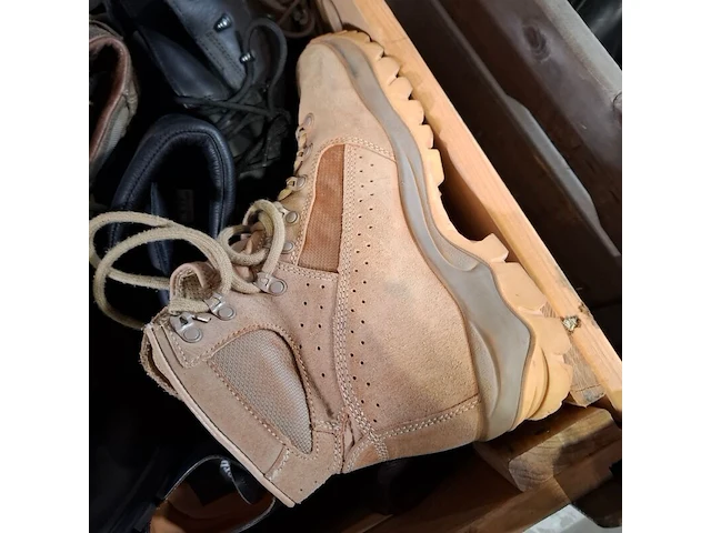 Partij diverse schoenen - afbeelding 14 van  16