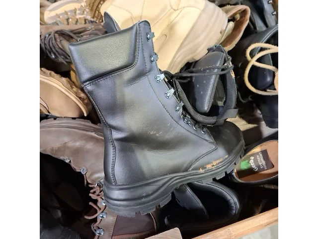 Partij diverse schoenen - afbeelding 15 van  16