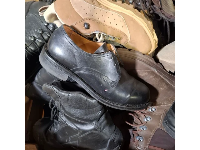 Partij diverse schoenen - afbeelding 16 van  16